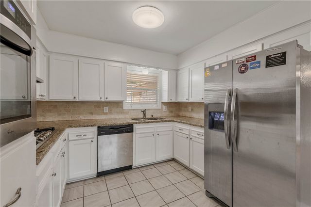 1313 Leacrest Drive, College Station, TX 77840