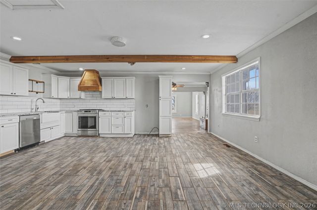 16812 N 97th East Avenue, Collinsville, OK 74021