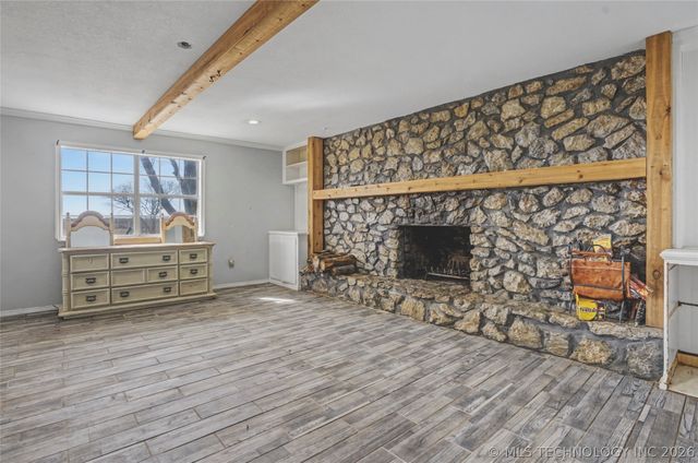 16812 N 97th East Avenue, Collinsville, OK 74021