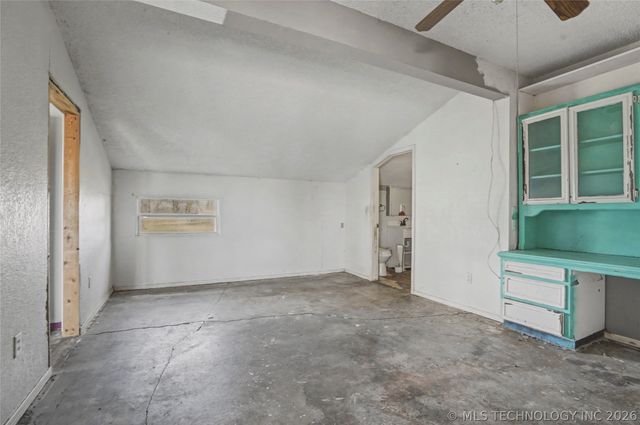 16812 N 97th East Avenue, Collinsville, OK 74021