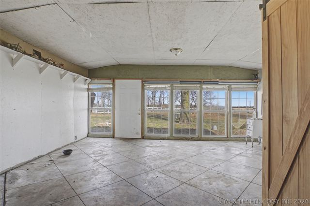 16812 N 97th East Avenue, Collinsville, OK 74021