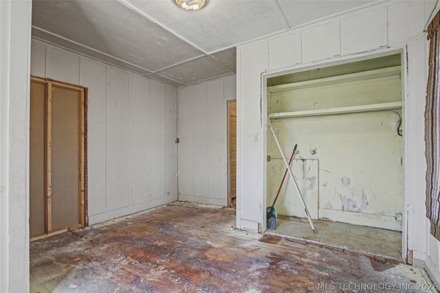 16812 N 97th East Avenue, Collinsville, OK 74021