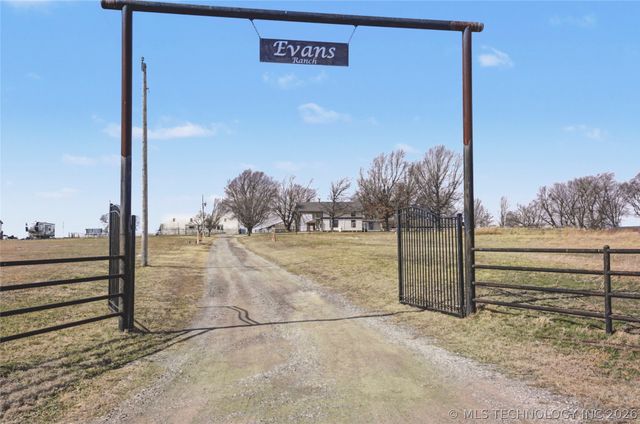 16812 N 97th East Avenue, Collinsville, OK 74021