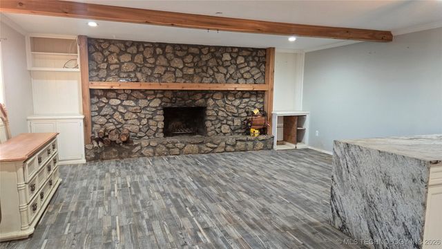 16812 N 97th East Avenue, Collinsville, OK 74021