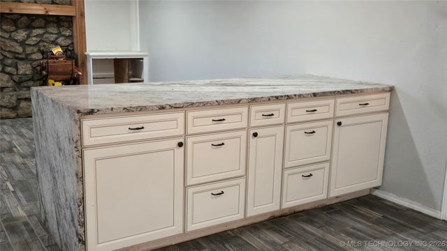 16812 N 97th East Avenue, Collinsville, OK 74021