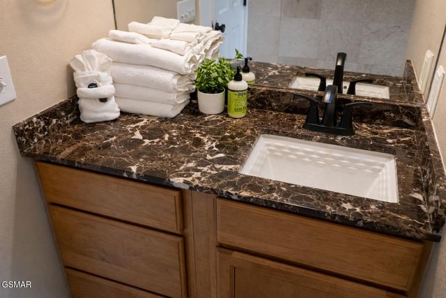 1463 Red Cedar Lane, Sevierville, TN 37876