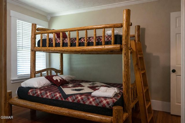 1463 Red Cedar Lane, Sevierville, TN 37876