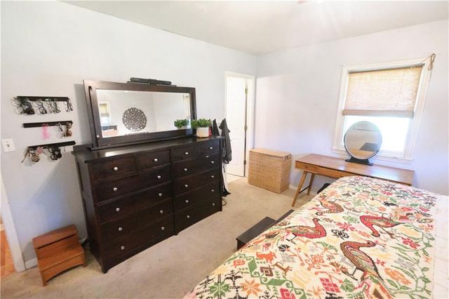 608 Sycamore Lane, Pittsburg, KS 66762