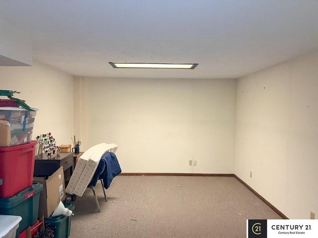 710 E Patton Street, Papillion, NE 68046