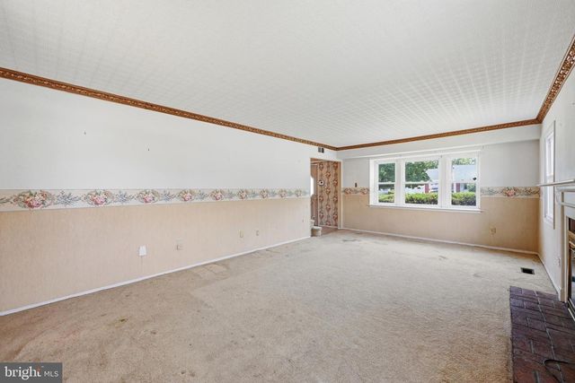 27 NORTHGATE LN, Willingboro, NJ 08046