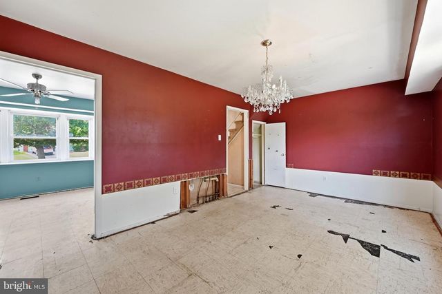 27 NORTHGATE LN, Willingboro, NJ 08046
