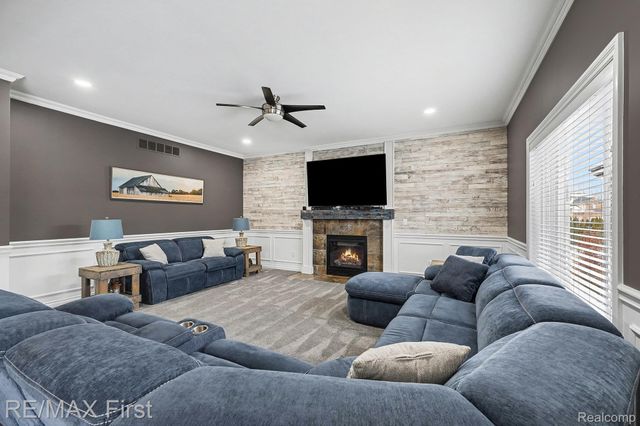 18011 Humber Bridge Drive, Macomb Township, MI 48042