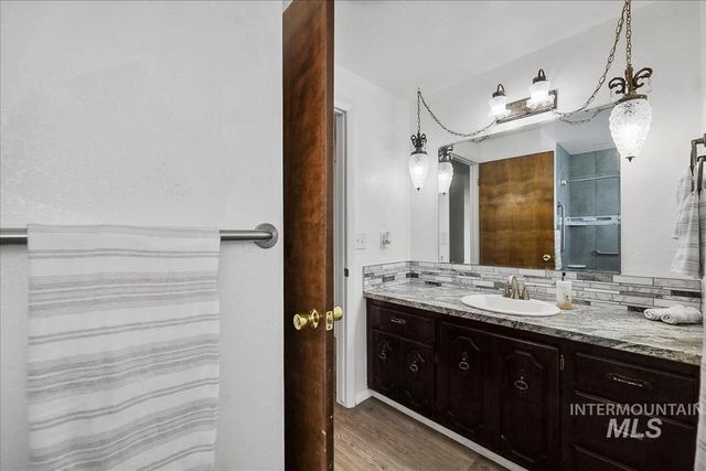 1307 Smith Ave, Nampa, ID 83651