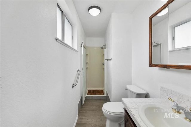 1307 Smith Ave, Nampa, ID 83651