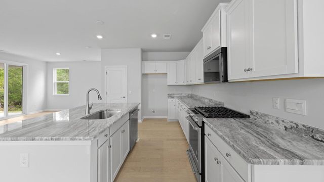 225 Seele Street, Summerville, SC 29485