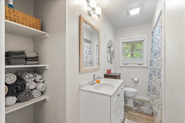 1093 PERKINS TER, Memphis, TN 38117