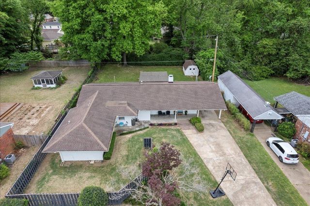 1093 PERKINS TER, Memphis, TN 38117