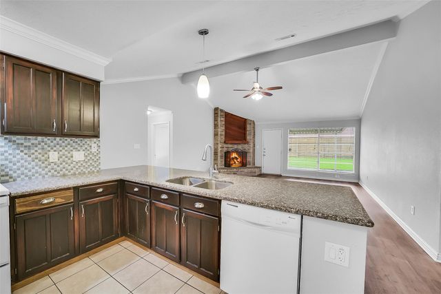 13618 Piney Oaks Drive, Houston, TX 77065
