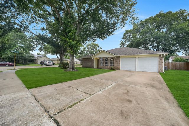 13618 Piney Oaks Drive, Houston, TX 77065