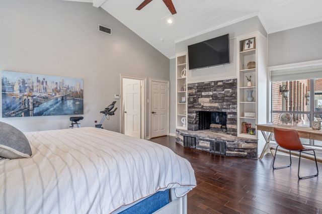 6500 Hollytree Circle, Tyler, TX 75703