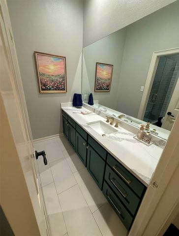 6500 Hollytree Circle, Tyler, TX 75703