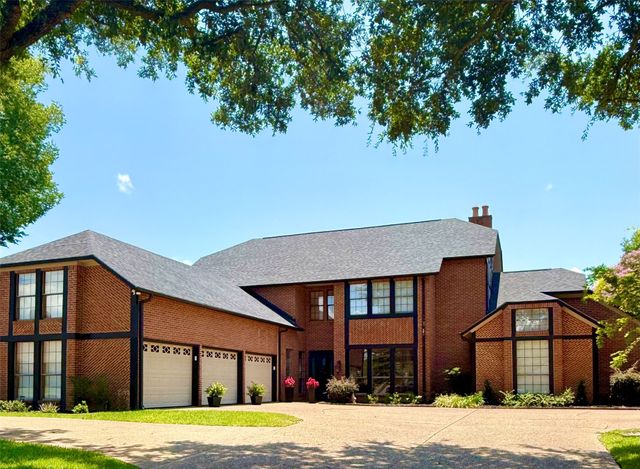 6500 Hollytree Circle, Tyler, TX 75703