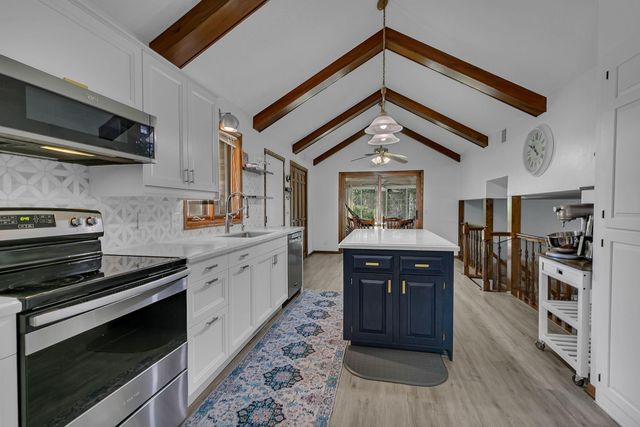 408 21st Street SE, Willmar, MN 56201