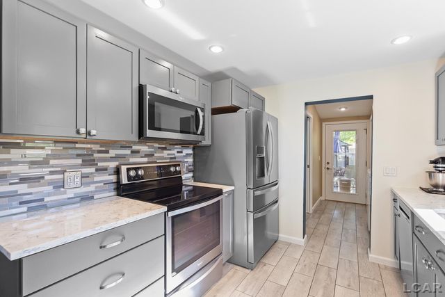 3129 Oakshade Drive, Rollin Twp, MI 49253