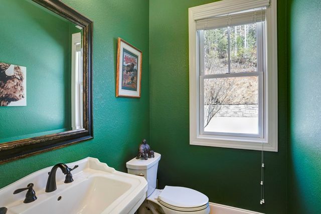 605 Owl Creek Road, Hiawassee, GA 30546
