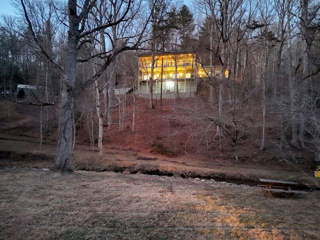 605 Owl Creek Road, Hiawassee, GA 30546