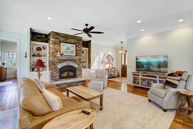 605 Owl Creek Road, Hiawassee, GA 30546
