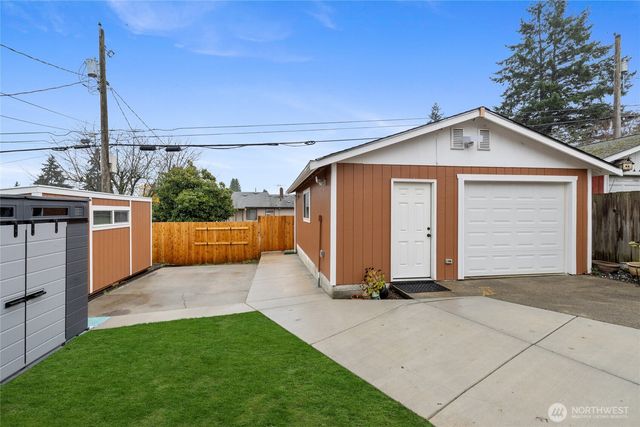 4011 E i Street, Tacoma, WA 98404