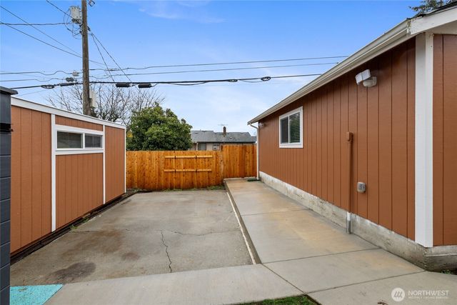 4011 E i Street, Tacoma, WA 98404