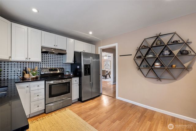 4011 E i Street, Tacoma, WA 98404