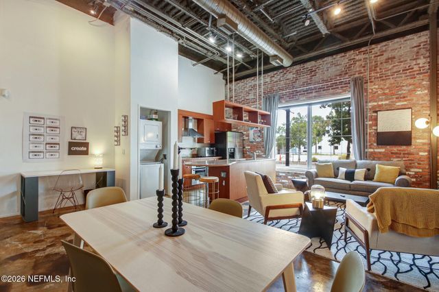 1050 HENDRICKS Avenue 101, Jacksonville, FL 32207