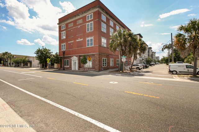 1050 HENDRICKS Avenue 101, Jacksonville, FL 32207