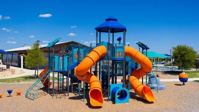 664 Bay Breeze DR, Kyle, TX 78640