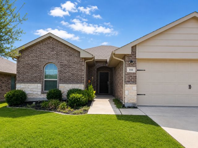 111 Dartmouth Avenue, Farmersville, TX 75442