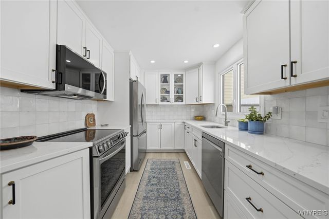 1651 Charlesgate Circle 1651, Amherst, NY 14051