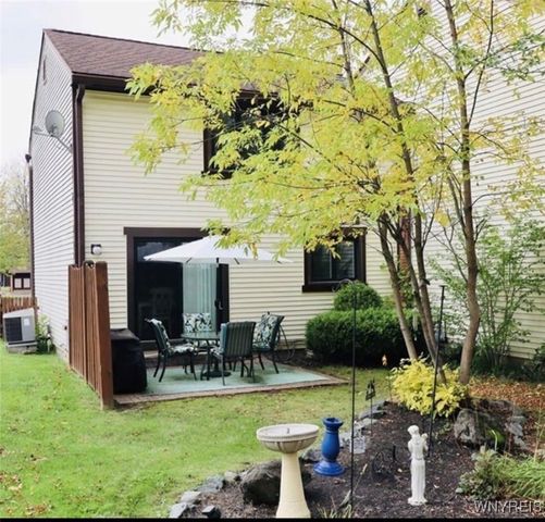 1651 Charlesgate Circle 1651, Amherst, NY 14051