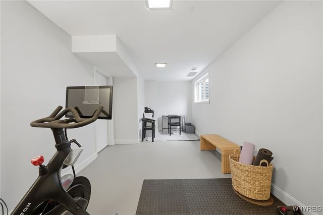 1651 Charlesgate Circle 1651, Amherst, NY 14051