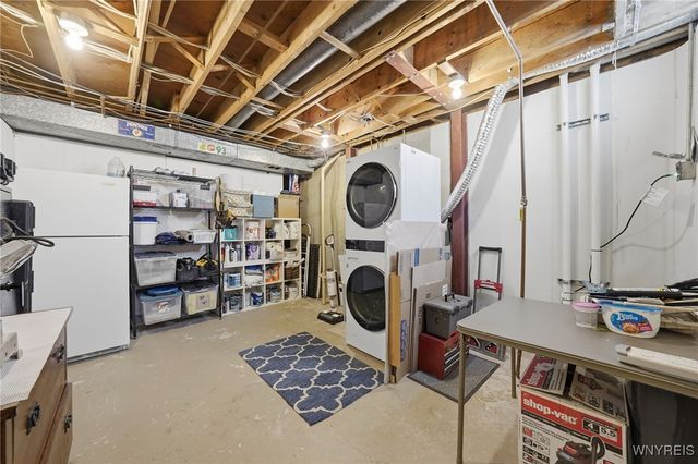 1651 Charlesgate Circle 1651, Amherst, NY 14051