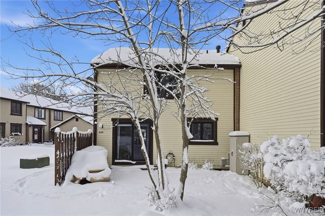 1651 Charlesgate Circle 1651, Amherst, NY 14051