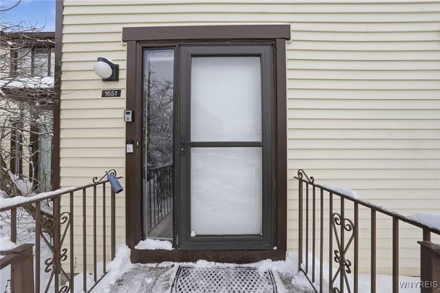 1651 Charlesgate Circle 1651, Amherst, NY 14051