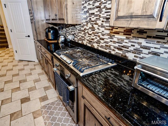 53 Lela Lane, Hannibal, MO 63401