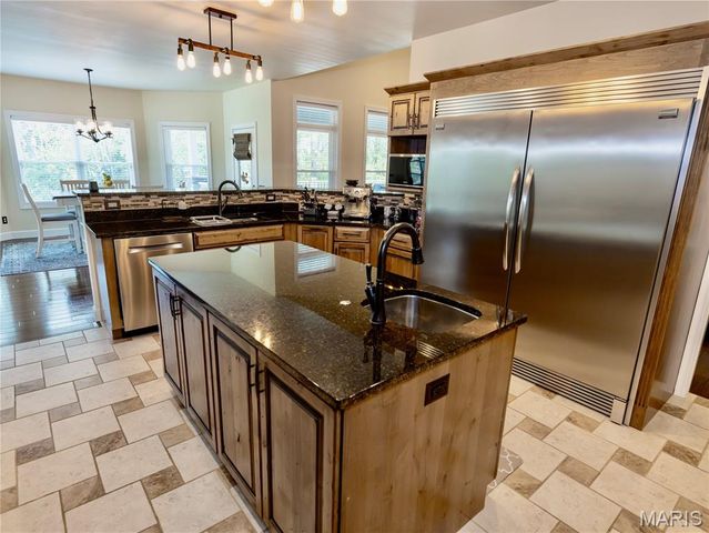 53 Lela Lane, Hannibal, MO 63401