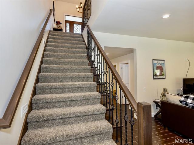 53 Lela Lane, Hannibal, MO 63401