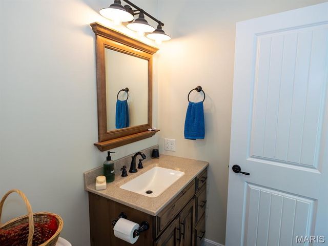 53 Lela Lane, Hannibal, MO 63401