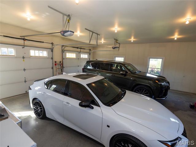 53 Lela Lane, Hannibal, MO 63401