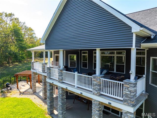 53 Lela Lane, Hannibal, MO 63401